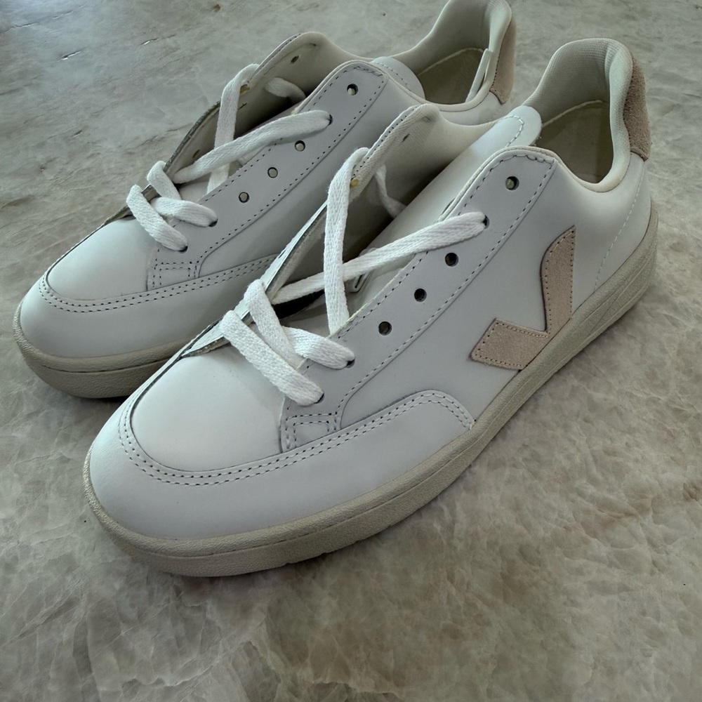 Veja V-12 Off-White and Cream Sneakers